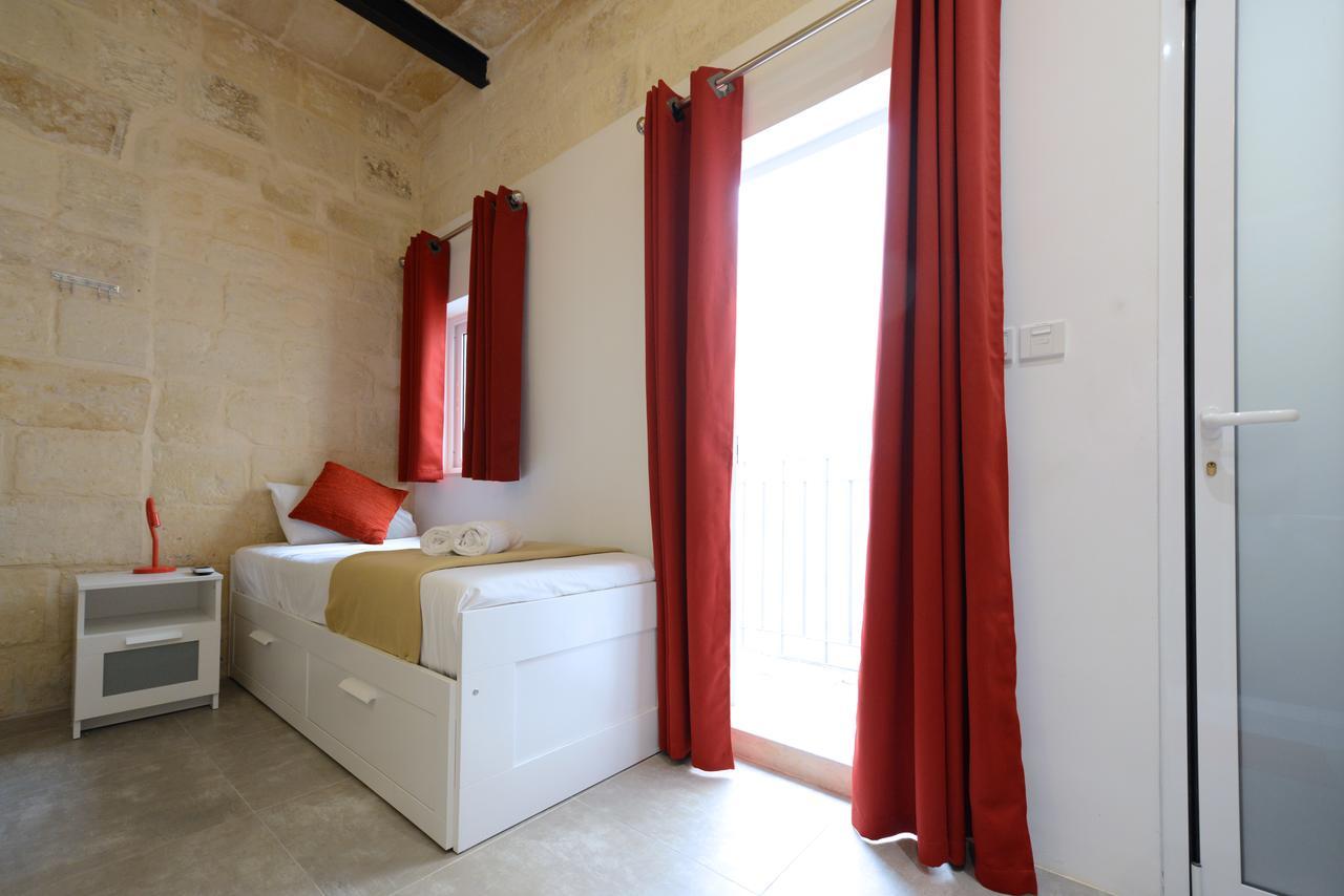 Vallettastay Lovely House Private Rooms Exterior photo